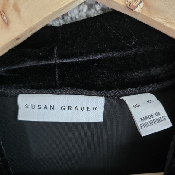 Susan‎ Graver Top Womens XL Black Velvet Cold Shoulder Blouse Mock Neck Ladies - Picture 6 of 7